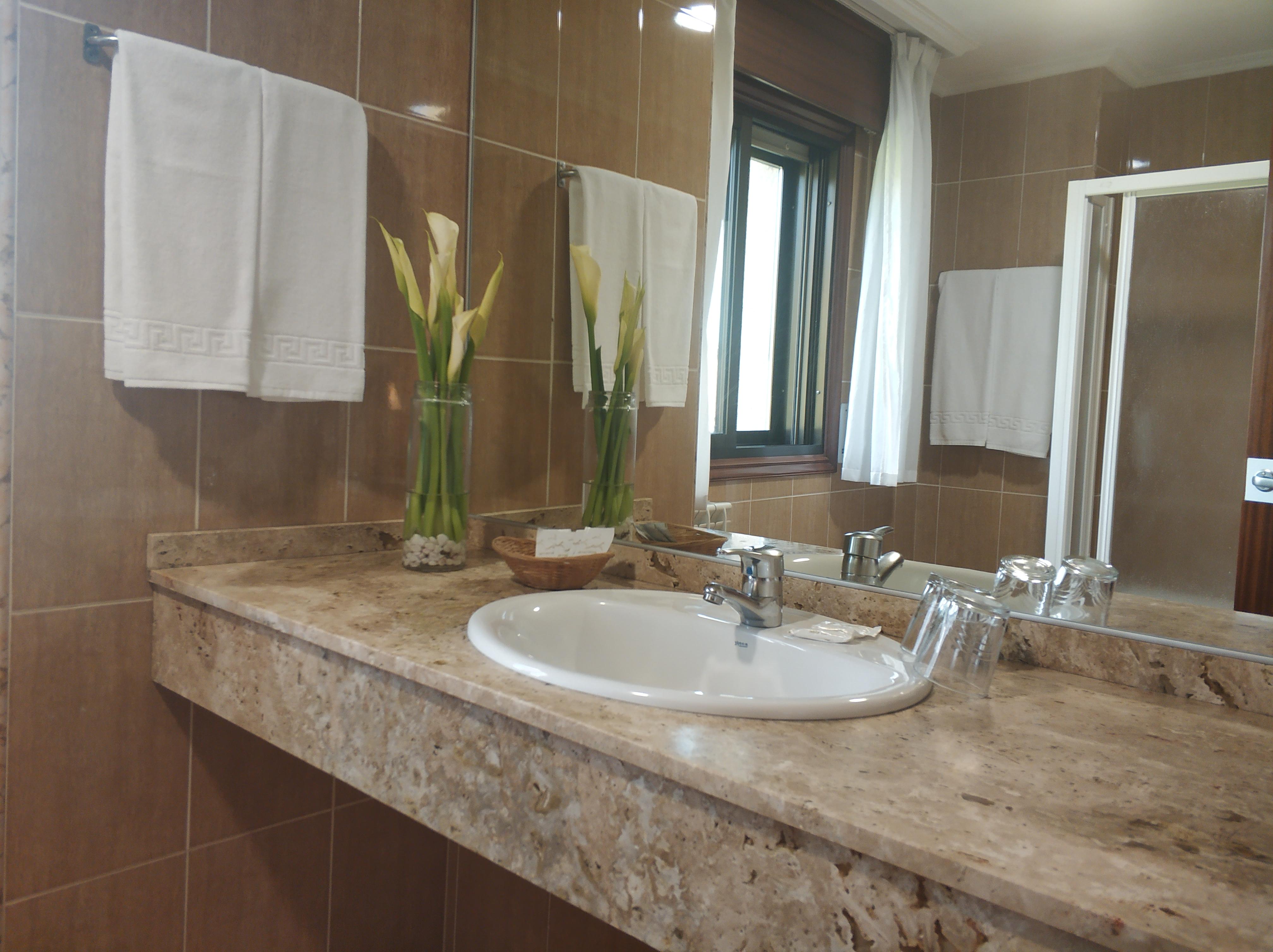 Hotel Avion By Bossh Hotels Vigo Exterior foto