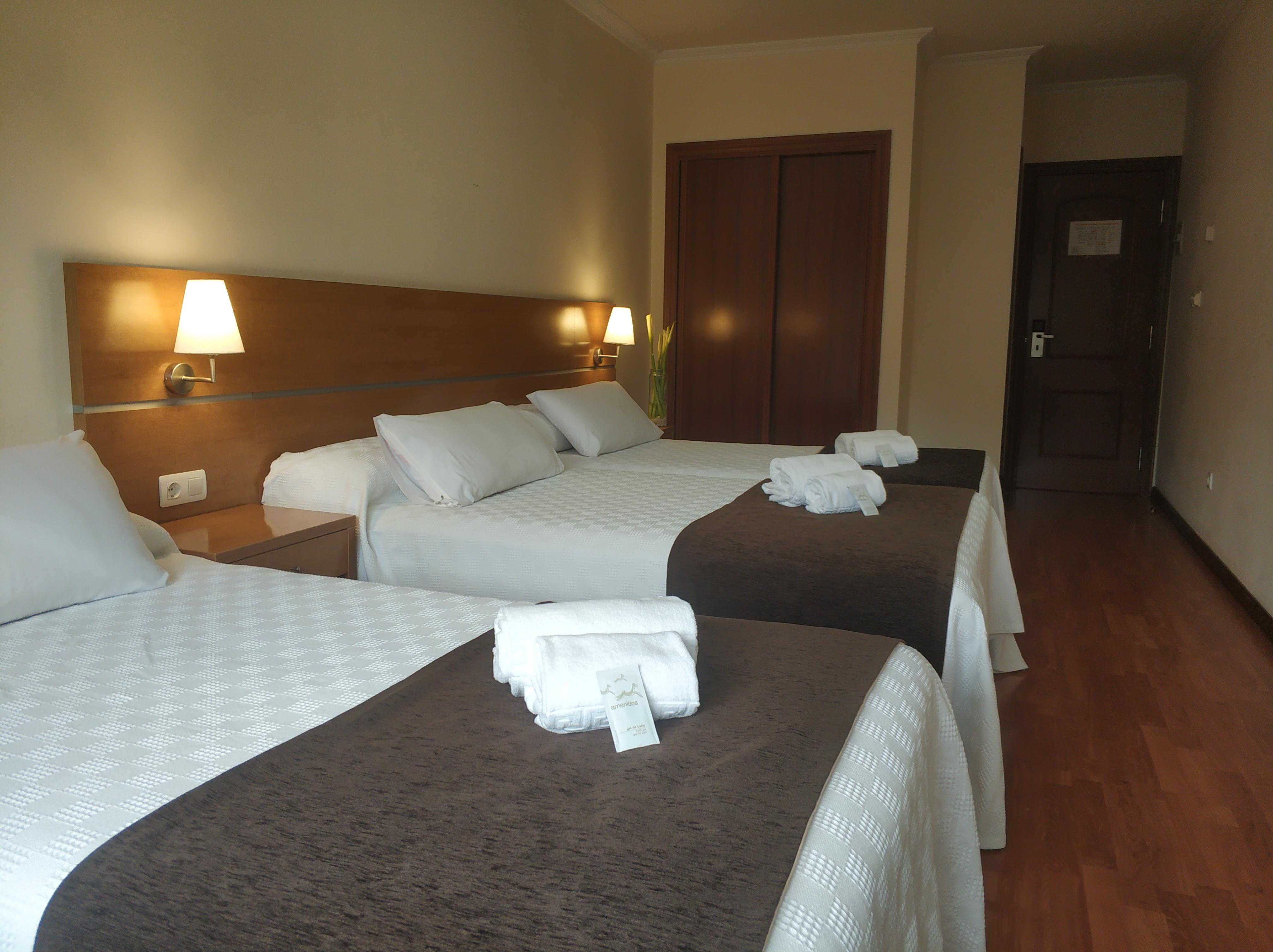 Hotel Avion By Bossh Hotels Vigo Exterior foto