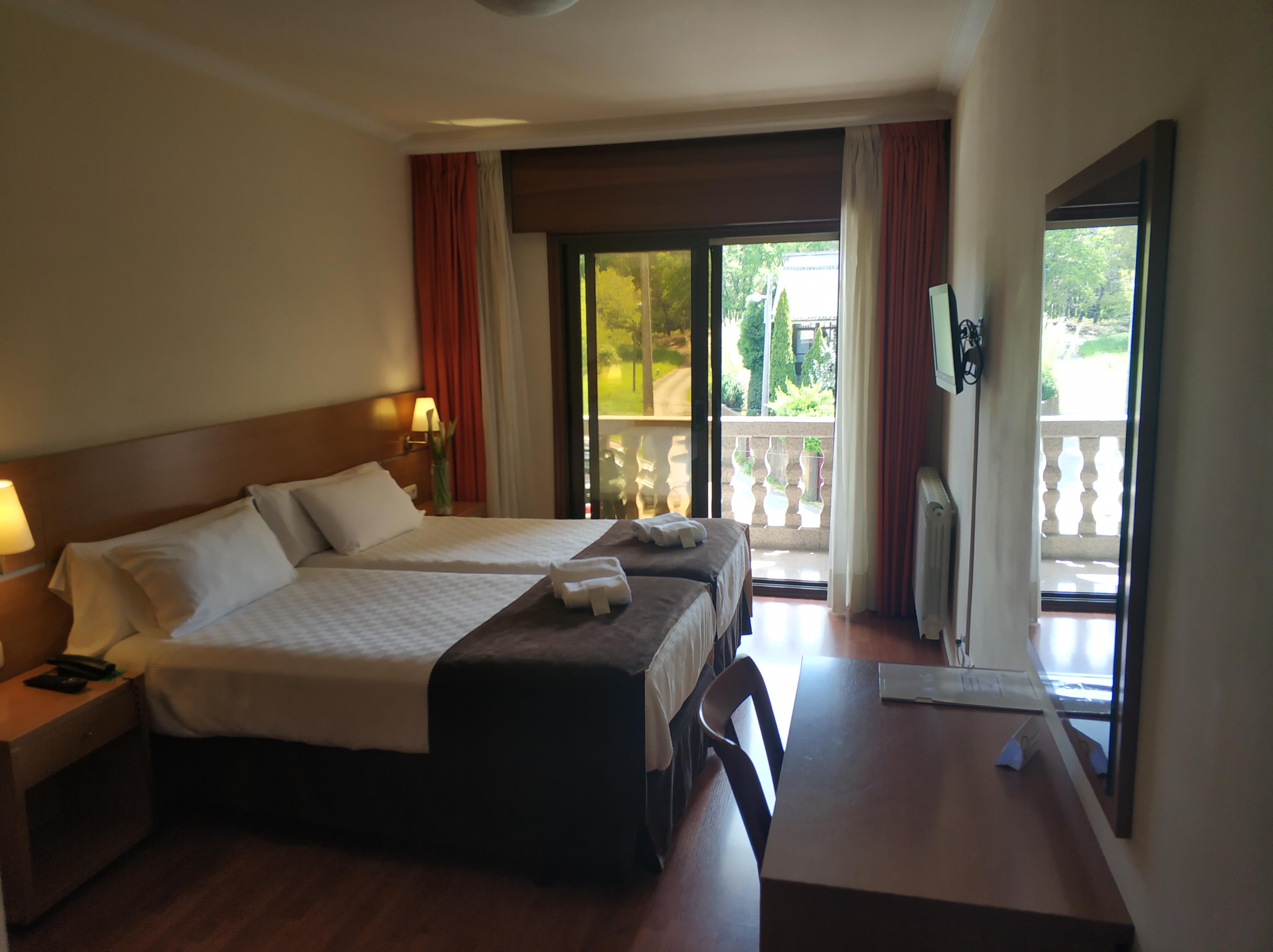 Hotel Avion By Bossh Hotels Vigo Exterior foto
