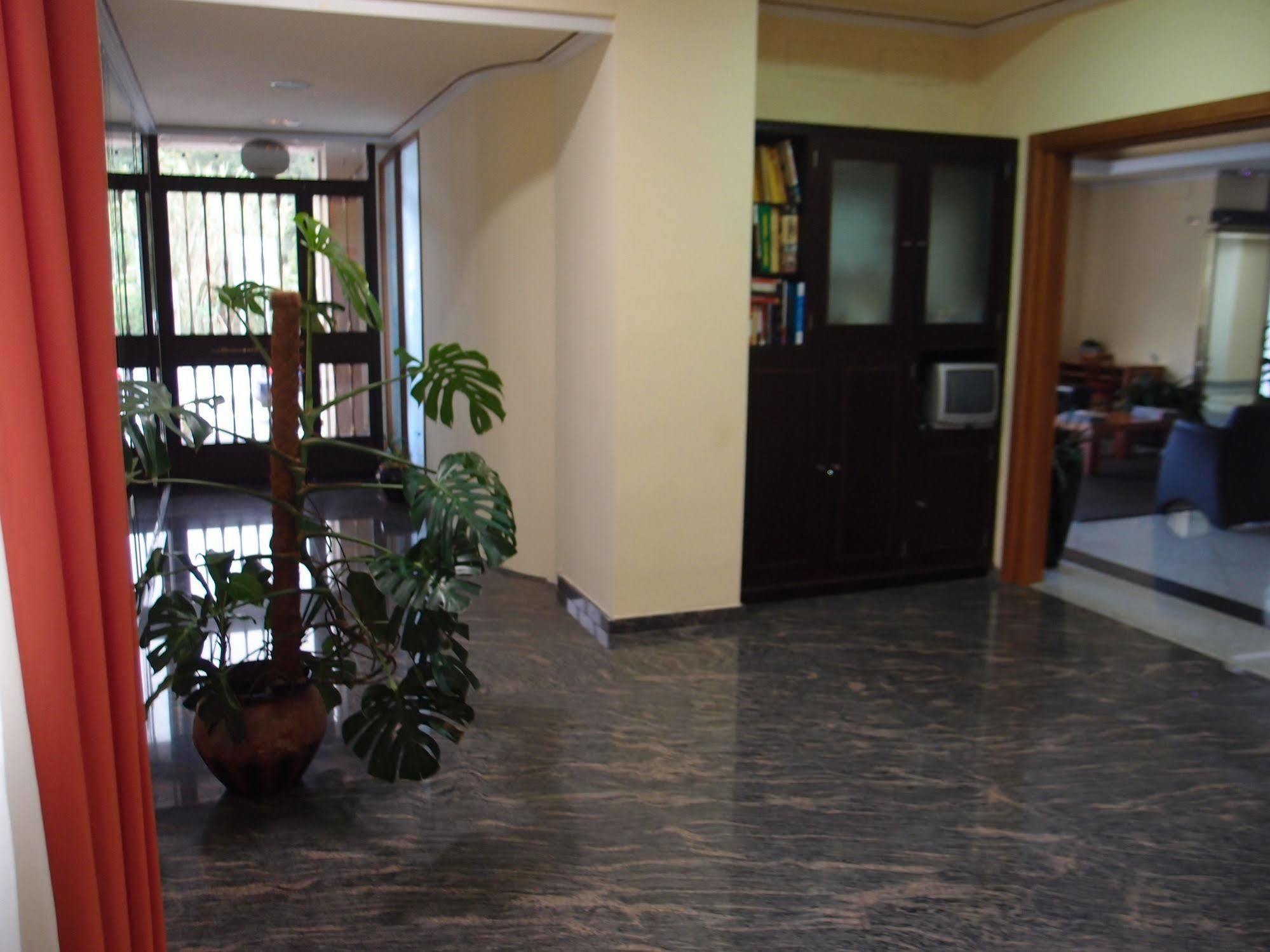 Hotel Avion By Bossh Hotels Vigo Exterior foto