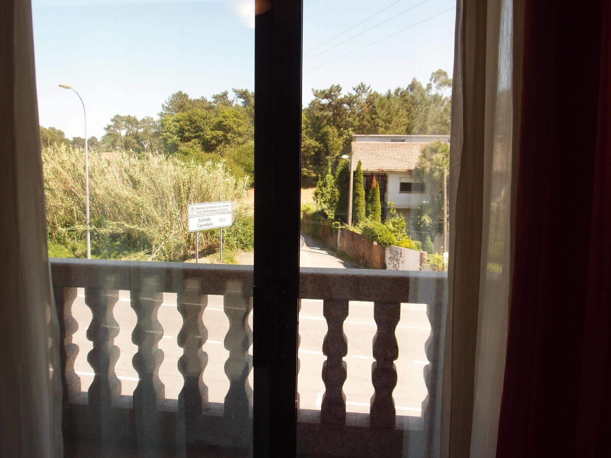 Hotel Avion By Bossh Hotels Vigo Exterior foto