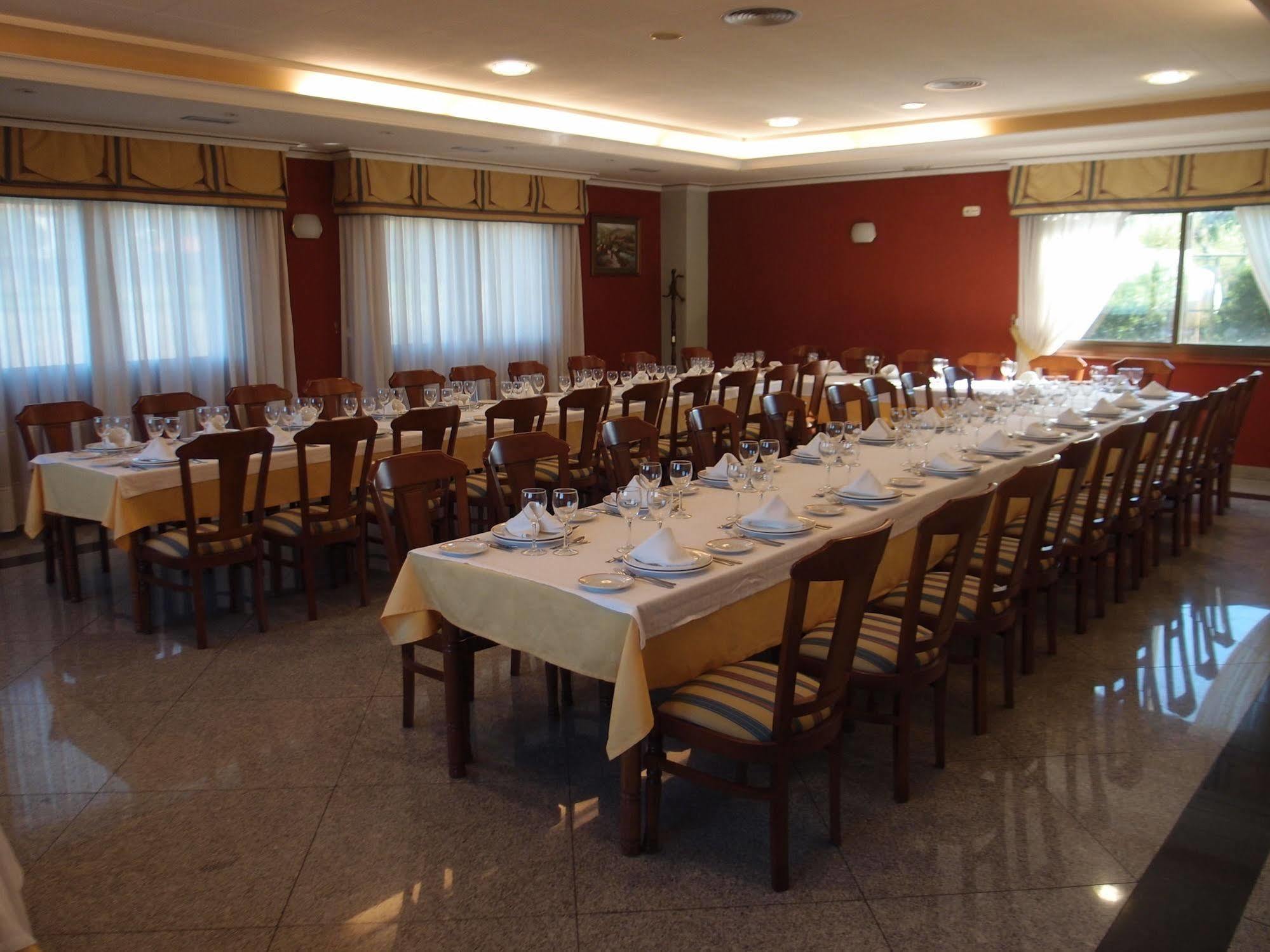 Hotel Avion By Bossh Hotels Vigo Exterior foto