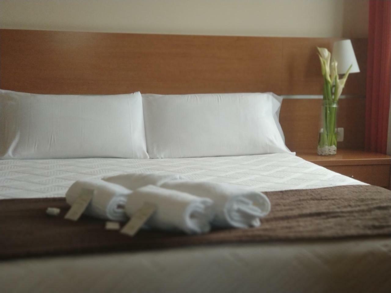 Hotel Avion By Bossh Hotels Vigo Exterior foto