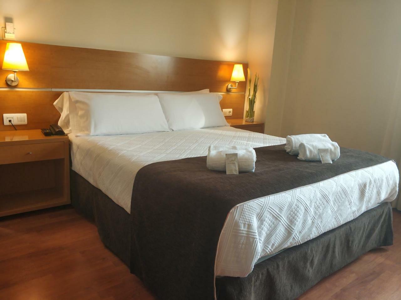 Hotel Avion By Bossh Hotels Vigo Exterior foto