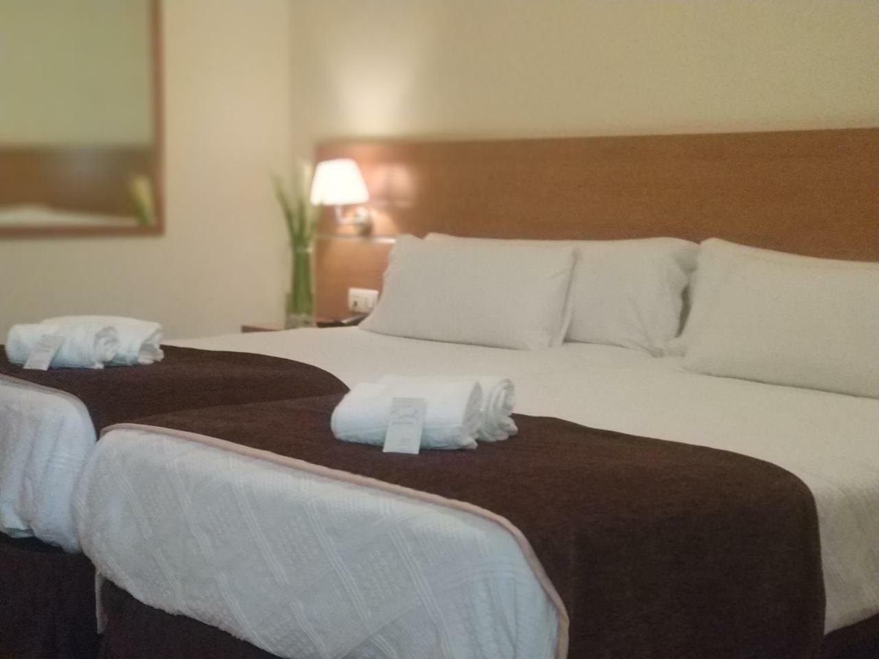 Hotel Avion By Bossh Hotels Vigo Exterior foto